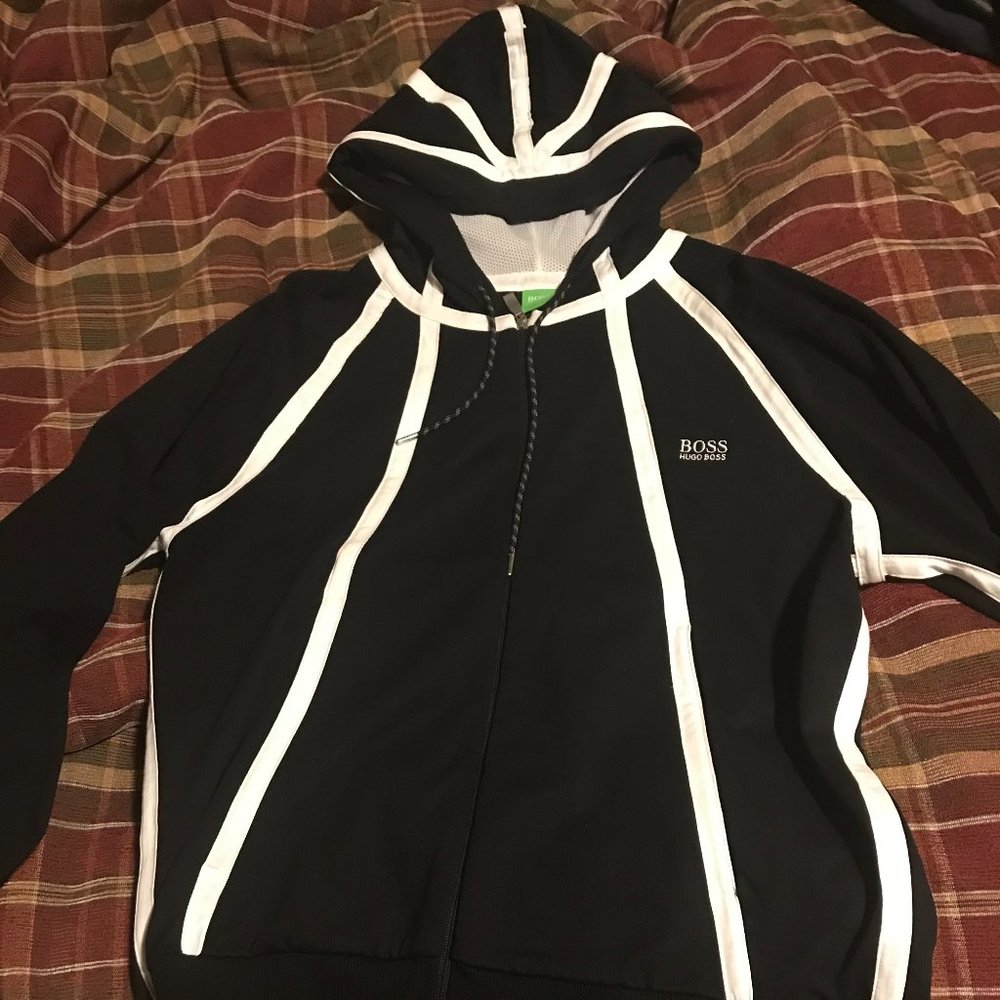 Hugo Boss Hoodie (L) never worn